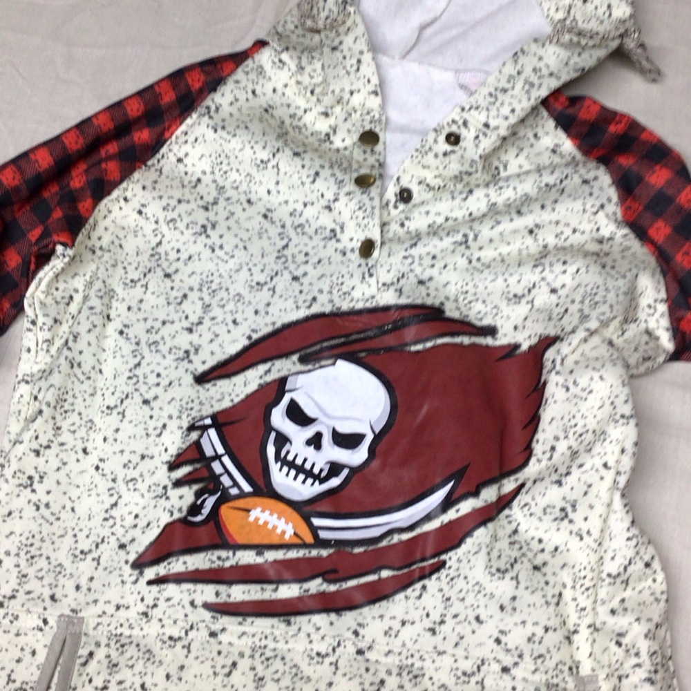 Skull and Football Hoodie with Plaid Sleeves buccaneers